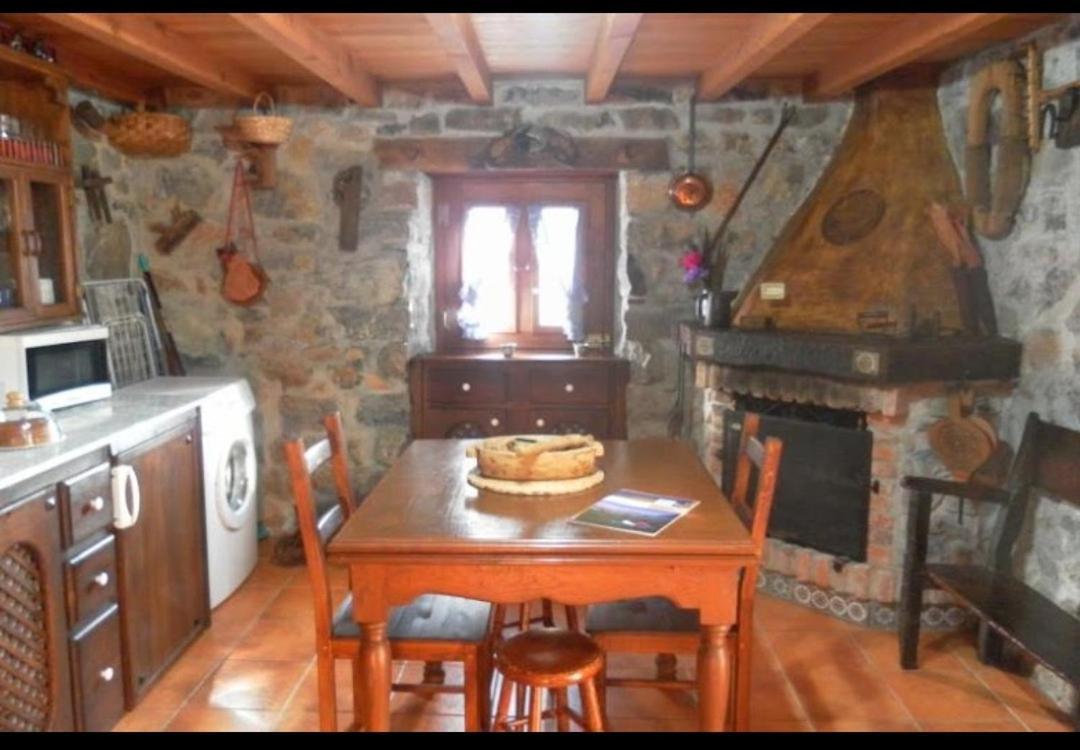 Casa Rural El Cotu En Onís Eksteriør billede