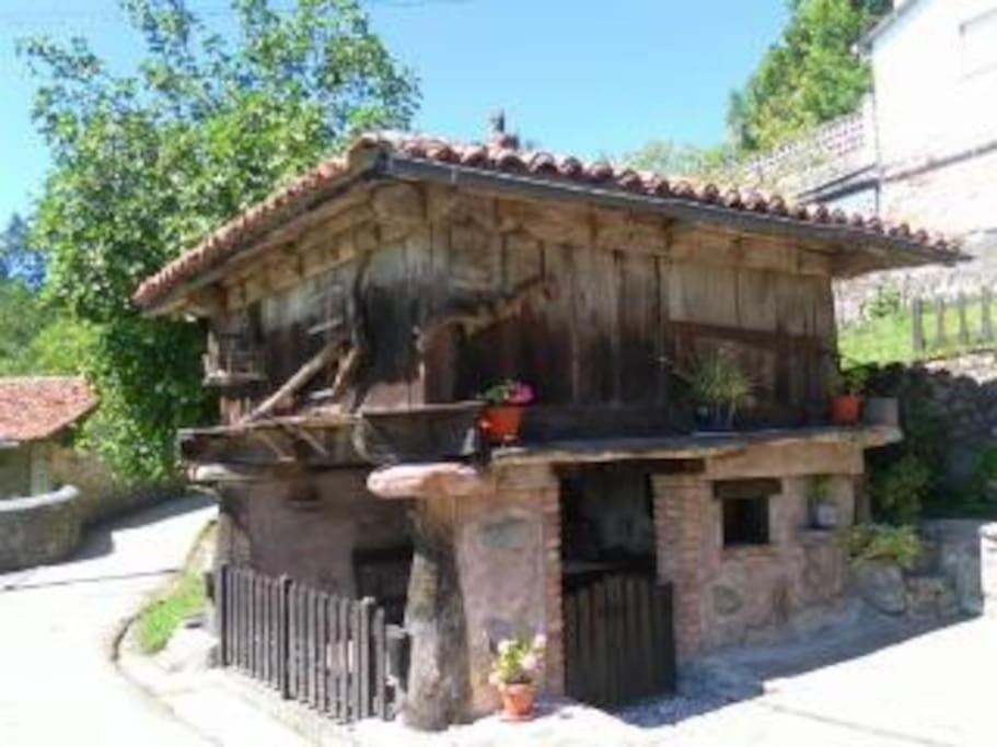 Casa Rural El Cotu En Onís Eksteriør billede